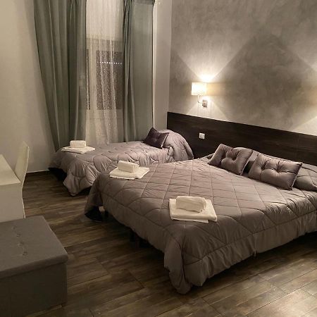 Tiburtina Inn Guest House Рим Экстерьер фото