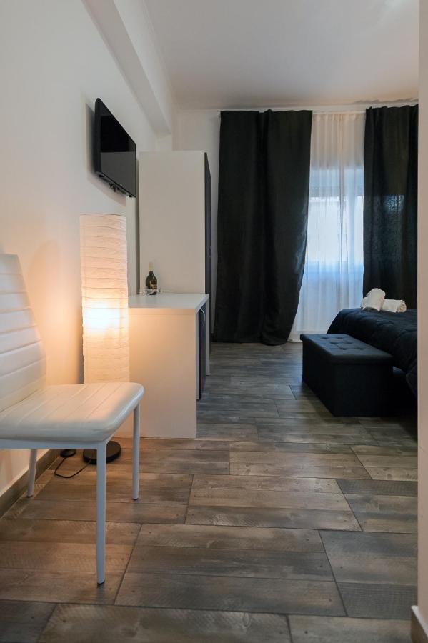 Tiburtina Inn Guest House Рим Экстерьер фото